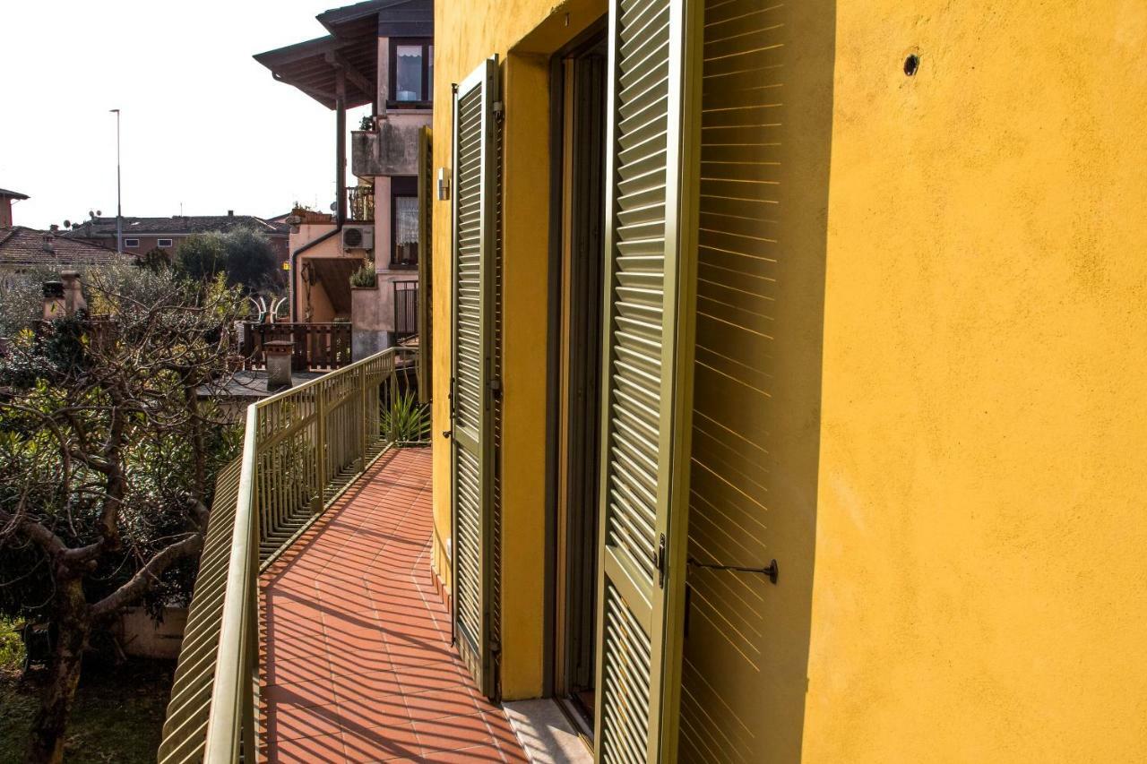 Goccia Di Lago Desenzano del Garda Eksteriør billede