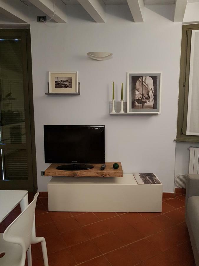Goccia Di Lago Desenzano del Garda Eksteriør billede