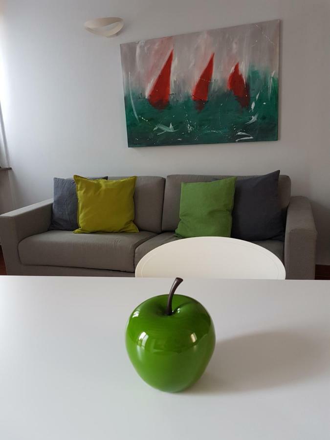 Goccia Di Lago Desenzano del Garda Eksteriør billede